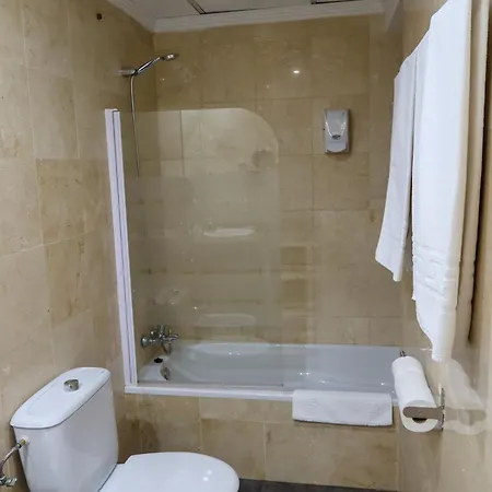 Hotel Benetusser 4*