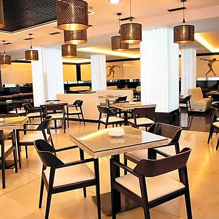 Hotel Hotel Benetusser 4*