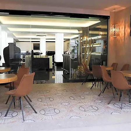Hotel Benetusser