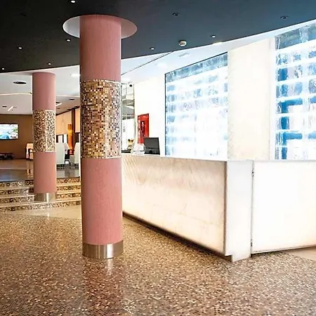 Hotel Benetusser Hotel 4*