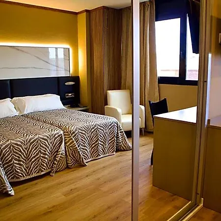 Hotel Benetusser Hotel 4*