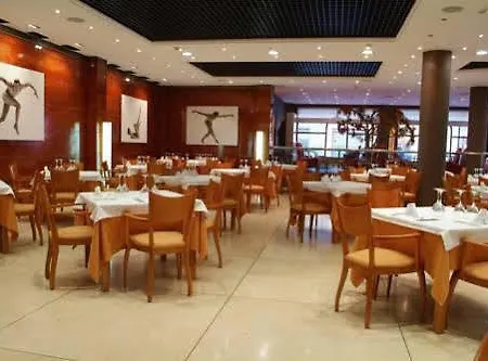 Hotel Benetusser מלון Benetusser
