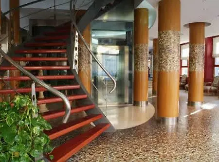 Hotel Benetusser 4*
