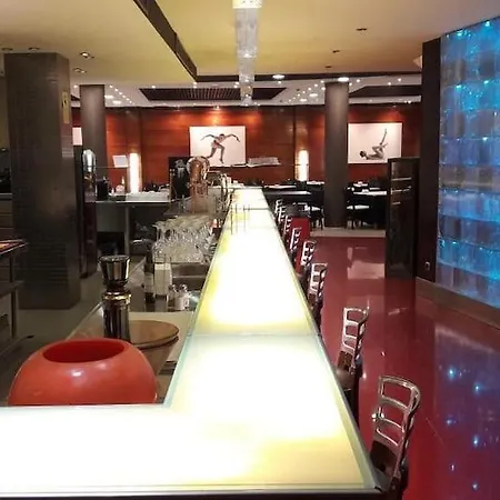 Hotel Benetusser 4* Бенетусер
