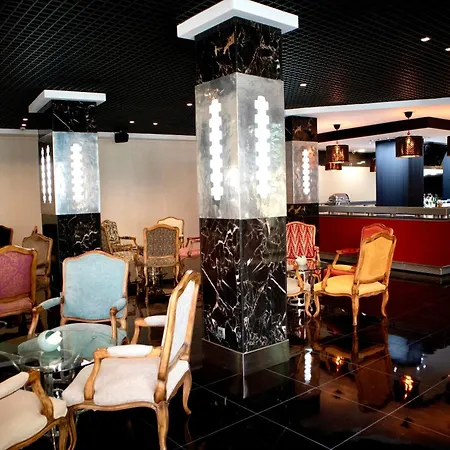 מלון Hotel Benetusser Benetusser