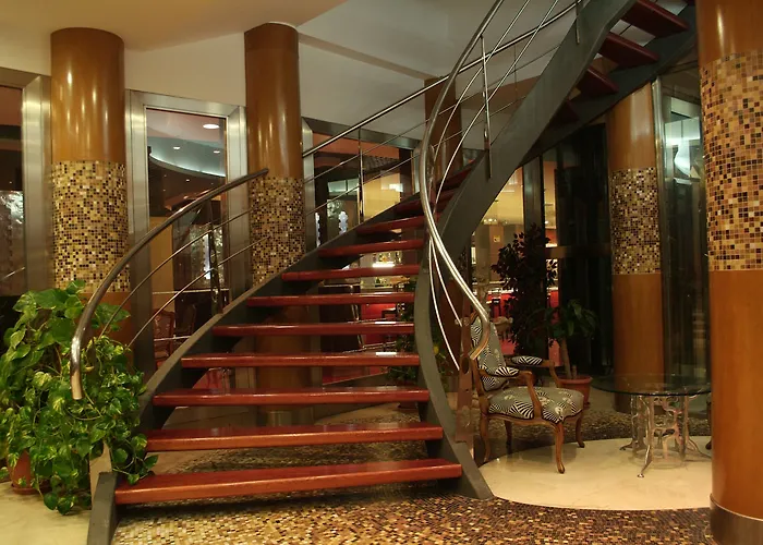 Hotel Benetusser
